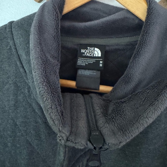 The North Face Caroluna Gray Quilted Jacket - Picture 8 of 10